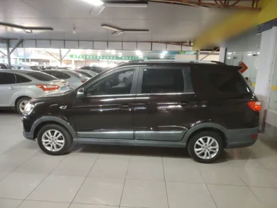 Dongfeng Fengon 370