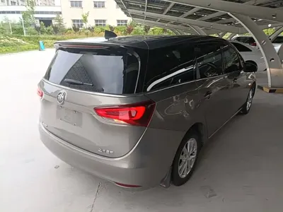 Buick GL6