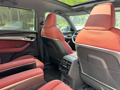 Audi Q6