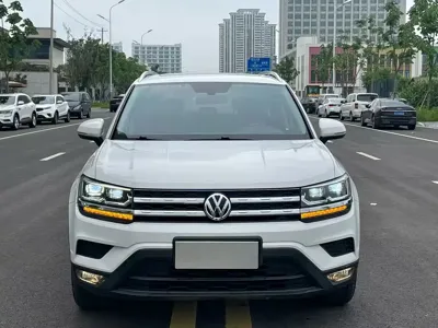 Volkswagen Tharu