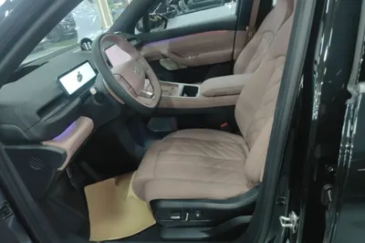 Nio EC6