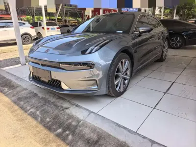 Zeekr 001