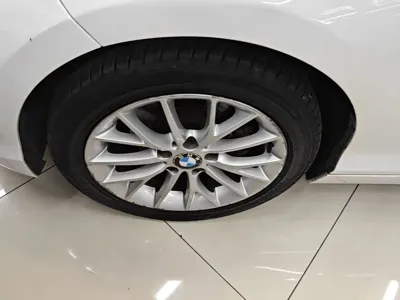 BMW 1 Series (Import)