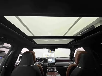 Lincoln Navigator