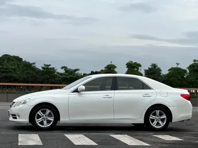 Toyota Reiz