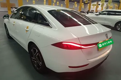 Roewe D7