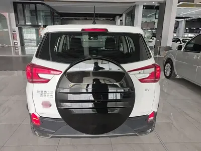 BYD Yuan EV