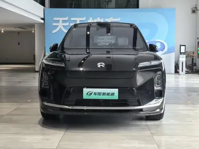 Nio ES8
