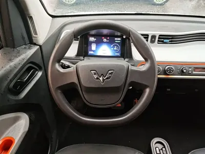 Wuling MINIEV