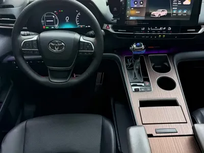 Toyota Granvia