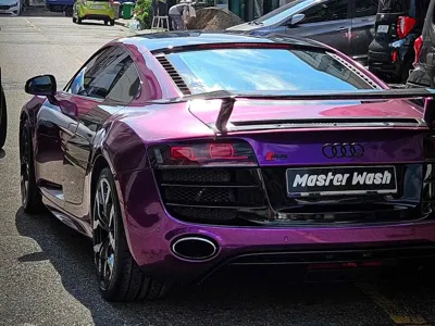 Audi R8