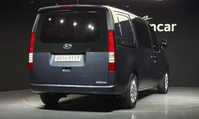 Hyundai Staria