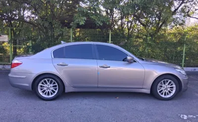 Hyundai Genesis