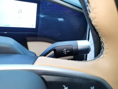 Geely Galaxy L7