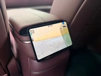 Nio ES8