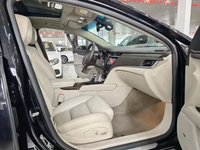 Cadillac XTS