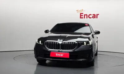 BMW i5