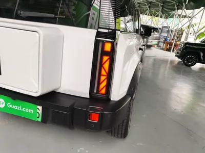 iCAR 03