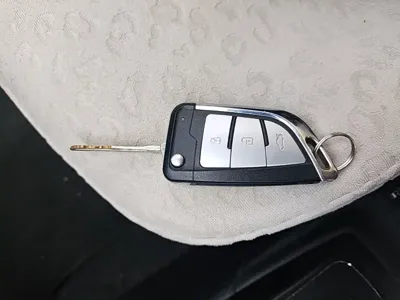 Toyota Yaris L