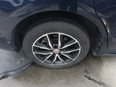 BYD MAX