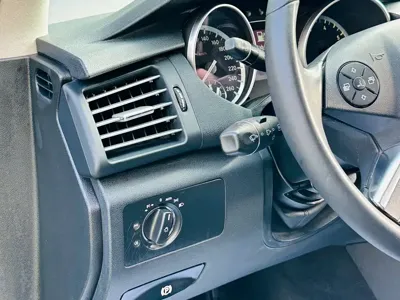 Mercedes-Benz R-Class