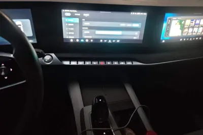 Roewe RX9