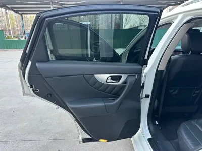 Infiniti FX