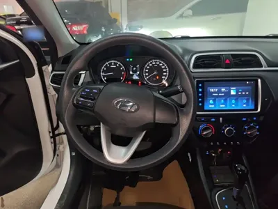 Hyundai Verna