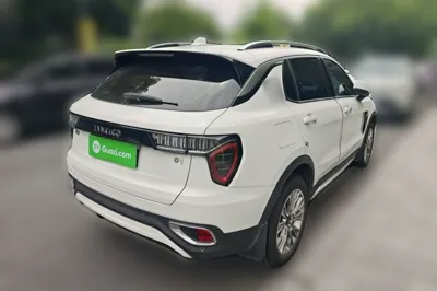 Lynk & Co 01