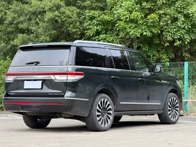 Lincoln Navigator