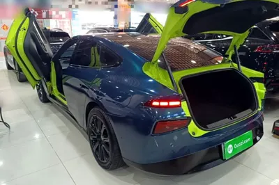Xpeng P7
