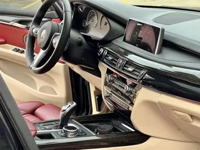 BMW X5 (Import)
