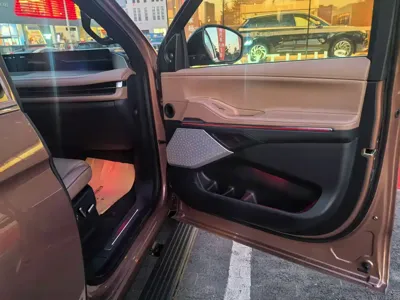 Lincoln Navigator
