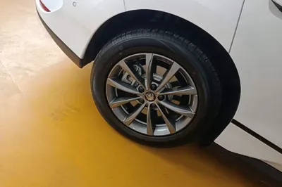 BYD Qin L