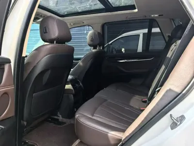 BMW X5 (Import)