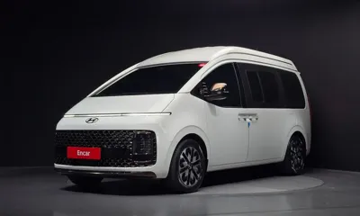 Hyundai Staria