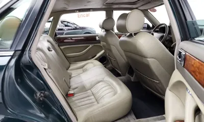 Jaguar XJ-6
