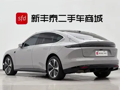 Nio ET5