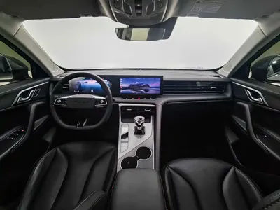 Roewe RX5