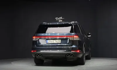 Lincoln Aviator