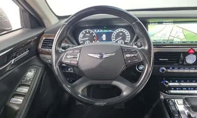 Genesis EQ900