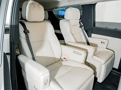 Li Auto Li MEGA