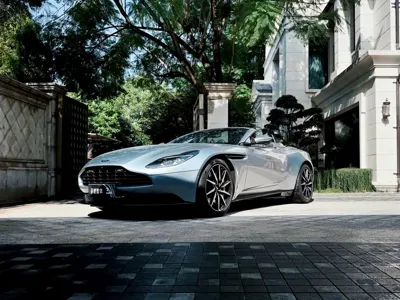 Aston Martin DB11