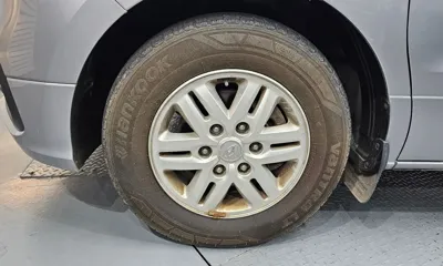 Hyundai Starex