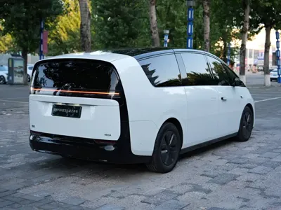 Li Auto Li MEGA