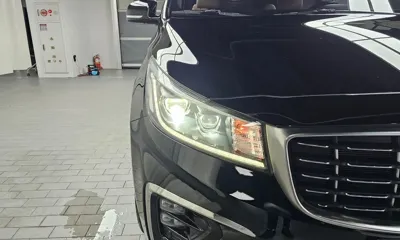 Kia Canival