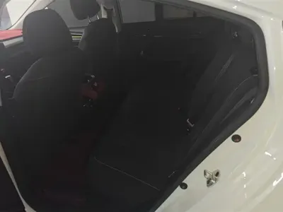 Roewe i5