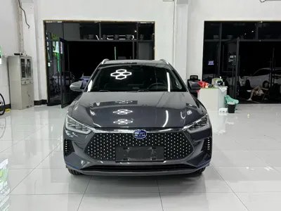BYD e2