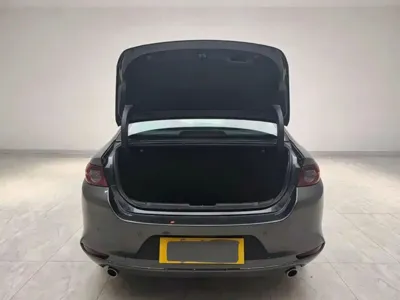 Mazda 3 Axela