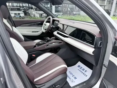 Geely Xingyue L